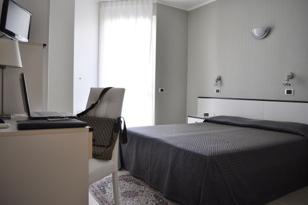 Est Hotel (Piombino)